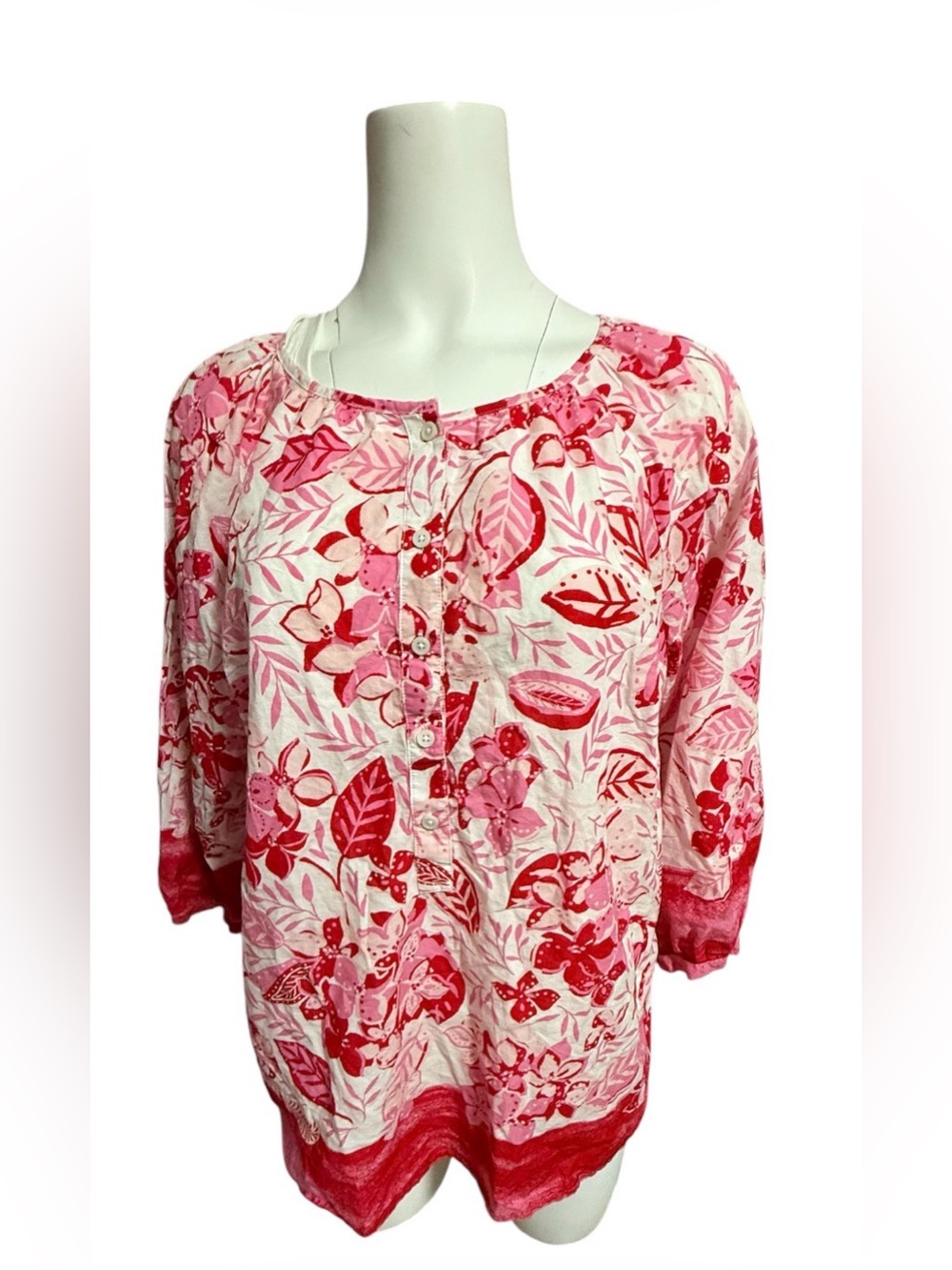 Talbots Floral 3/4 Sleeve Top Blouse Woman’s Large Pullover Pink Red Pop Over